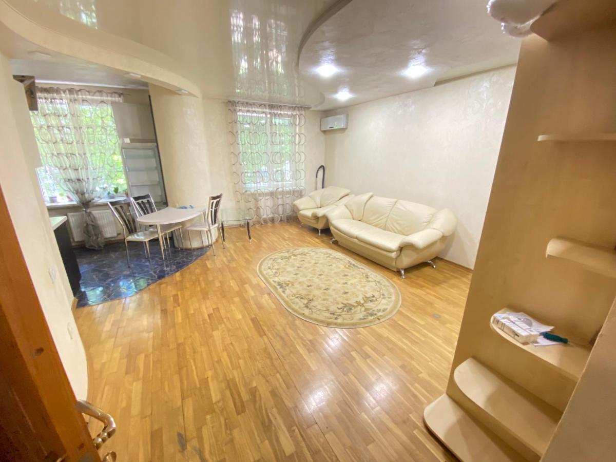 Ultracentral Apartment Puskin Street Chisinau Luaran gambar